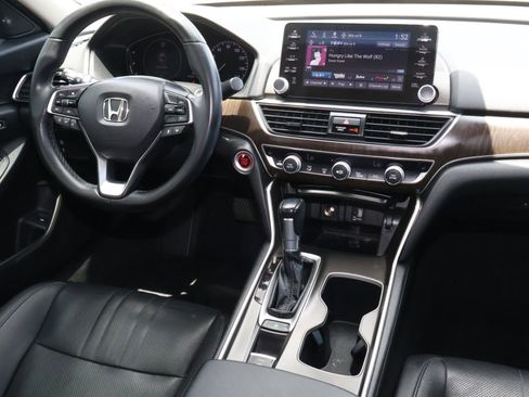 Used 2020 Honda Accord EX-L image 9