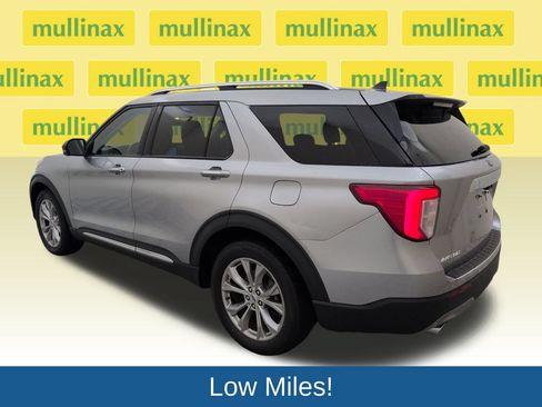 Used 2023 Ford Explorer Limited w/ Equipment Group 301A RWD image 8