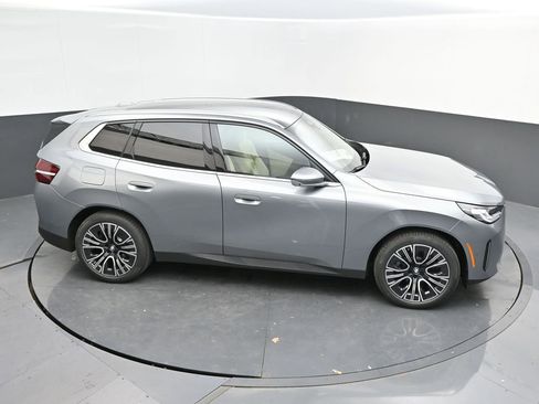 Certified 2025 BMW X3 xDrive30i w/ Premium Package image 37