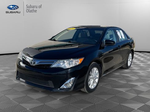 Used 2014 Toyota Camry XLE image 13
