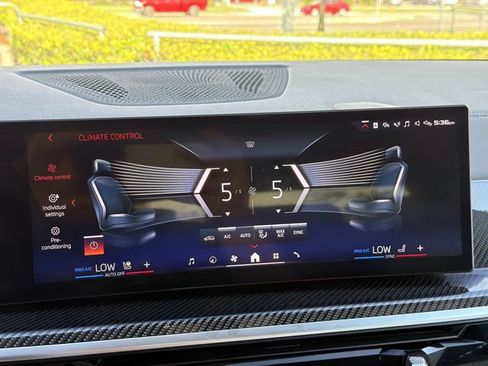 Used 2024 BMW X5 M60i AWD/4WD image 25
