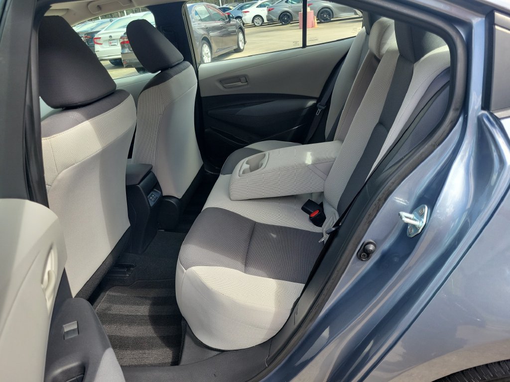 Used 2024 Toyota Corolla LE FWD image 29