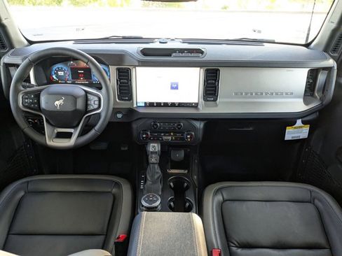New 2026 Ford Bronco Outer Banks AWD/4WD image 13