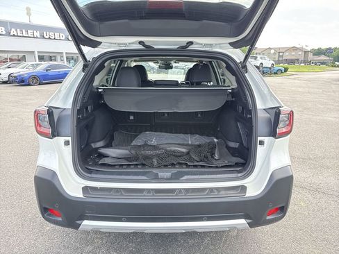 Used 2023 Subaru Outback Touring XT AWD/4WD image 17