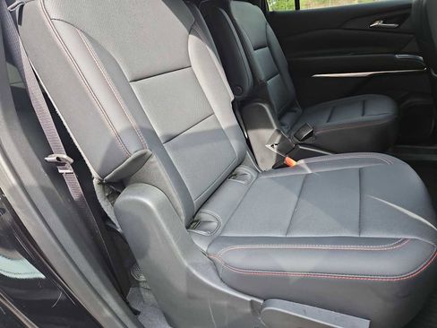 Certified 2025 Chevrolet Traverse Z71 w/ Driver Confidence Package image 21