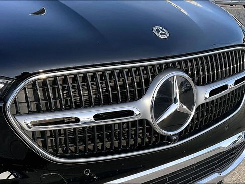 Used 2024 Mercedes-Benz GLC 300 GLC 300 image 29