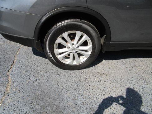 Used 2015 Nissan Rogue SV w/ SV Premium Package image 26