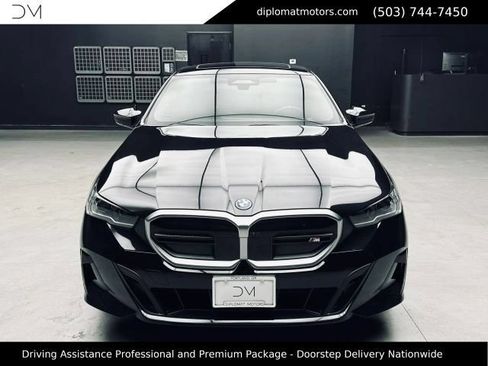 Used 2024 BMW i5 M60 w/ Premium Package AWD/4WD image 11