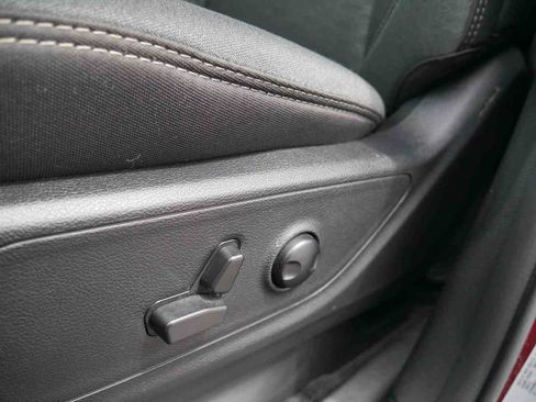 Used 2025 RAM 1500 Big Horn AWD/4WD image 30