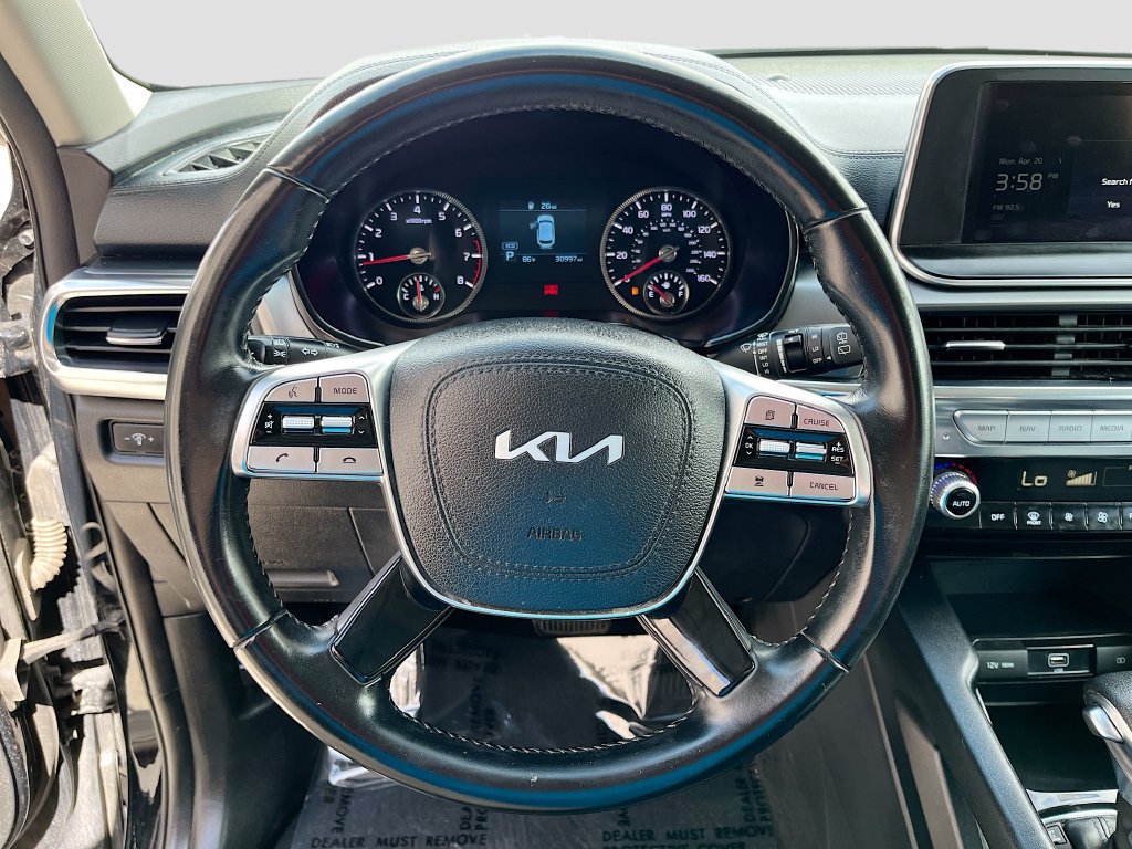 Used 2022 Kia Telluride LX AWD/4WD image 11