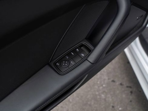 New 2026 Porsche 911 Carrera 4S image 27