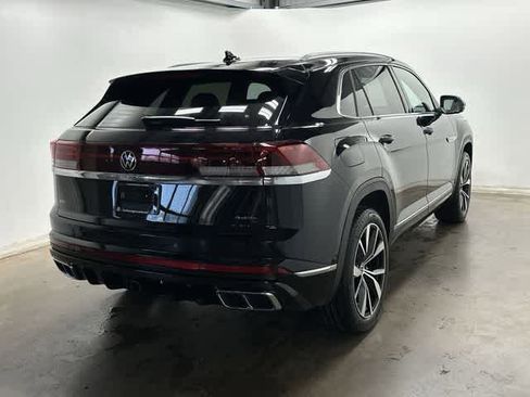 New 2026 Volkswagen Atlas Cross Sport SEL Premium R-Line image 31