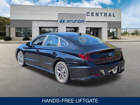 Certified 2023 Hyundai Sonata SEL w/ Cargo Package image 6