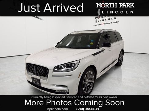 Used 2020 Lincoln Aviator Grand Touring w/ Equipment Group 302A AWD/4WD image 1