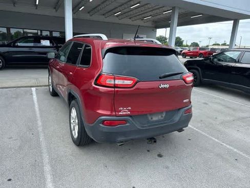 Used 2014 Jeep Cherokee Latitude AWD/4WD image 14