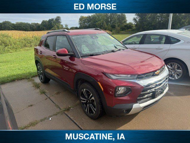 Used 2021 Chevrolet TrailBlazer LT w/ Premium Seating Package AWD/4WD image 3