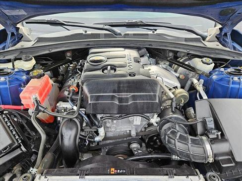 Used 2019 Chevrolet Camaro LT image 22