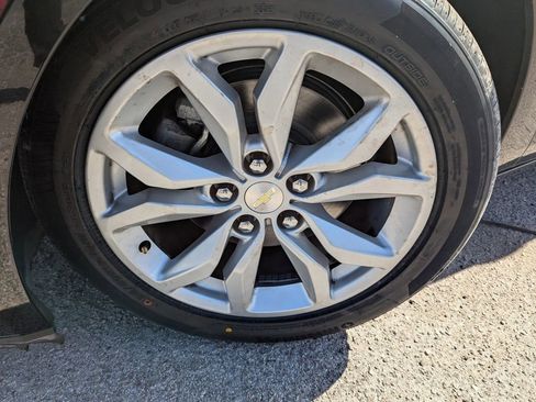 Used 2018 Chevrolet Impala LT image 28