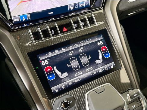 Used 2024 Lamborghini Urus Performante image 20