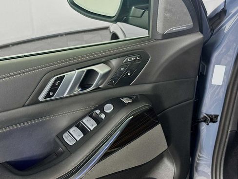 Used 2025 BMW X7 xDrive40i image 40