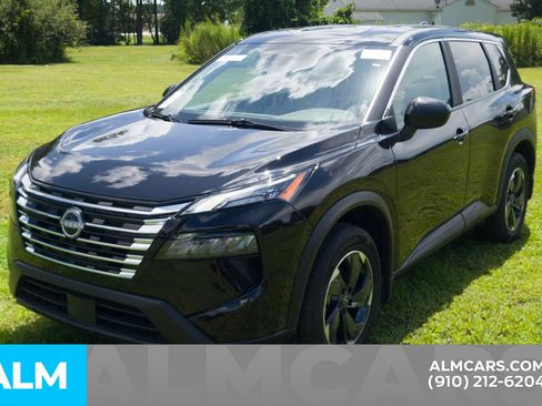Used 2025 Nissan Rogue SV AWD/4WD image 21