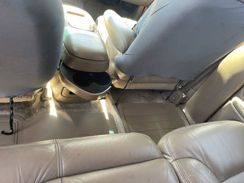 Used 1995 GMC Suburban 4WD image 18