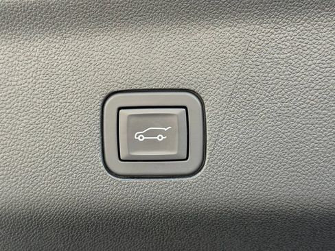 Used 2024 Cadillac Escalade ESV Sport Platinum w/ LPO, ONYX Package AWD/4WD image 37