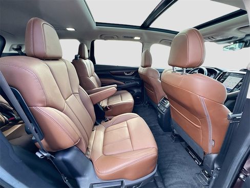 Used 2024 Subaru Ascent Touring w/ Popular Package #2 image 30
