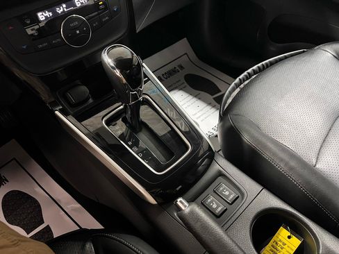 Used 2016 Nissan Sentra SL image 17
