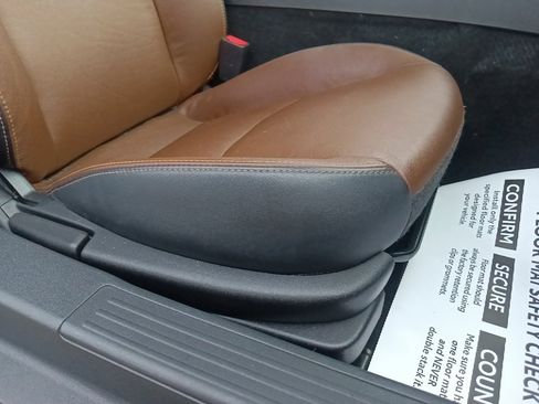 Used 2015 MAZDA MX-5 Miata Grand Touring w/ Premium Package image 26