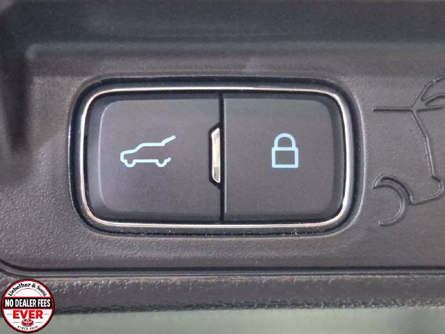 Used 2022 Ford Explorer XLT AWD/4WD image 29