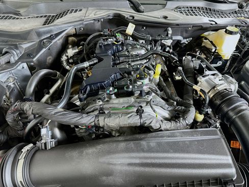 Used 2025 Ford Mustang Premium image 29