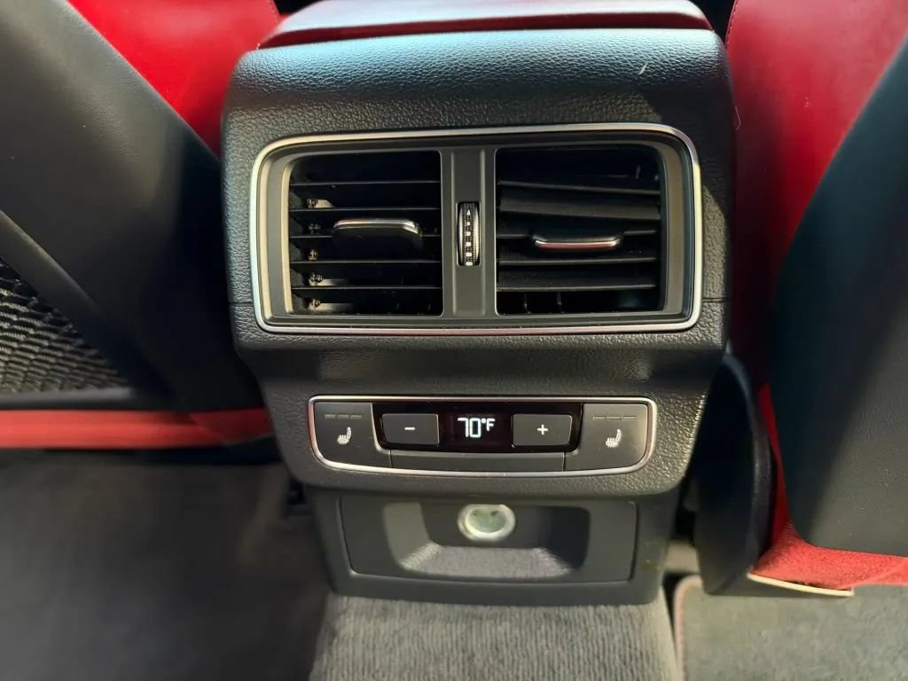 Used 2018 Audi SQ5 Prestige w/ Prestige Package AWD/4WD image 18
