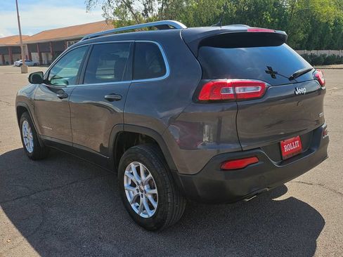 Used 2015 Jeep Cherokee Latitude AWD/4WD image 8