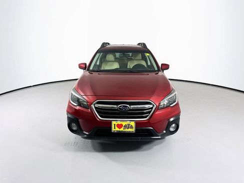 Used 2018 Subaru Outback 2.5i Premium image 4