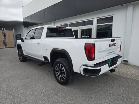 Certified 2022 GMC Sierra 2500 AT4 w/ AT4 Preferred Package image 4
