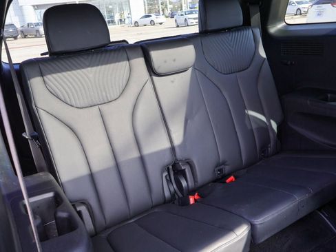 Used 2023 Hyundai Palisade Calligraphy image 11