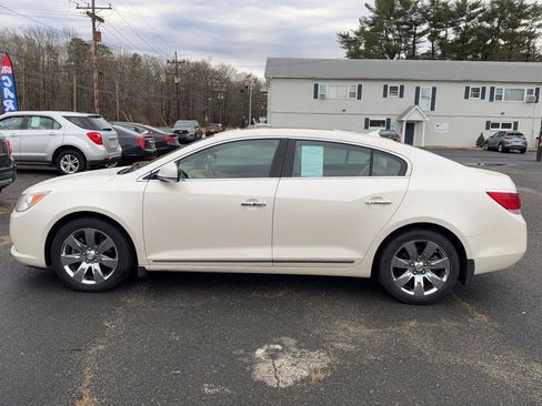 Used 2011 Buick LaCrosse CXL image 4