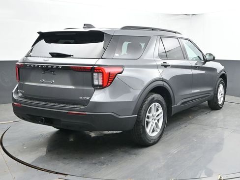 New 2026 Ford Explorer Active AWD/4WD image 9