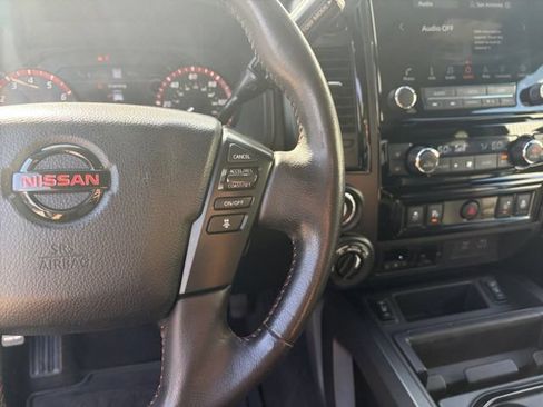 Used 2020 Nissan Titan PRO-4X w/ Pro-4x Convenience Package AWD/4WD image 8