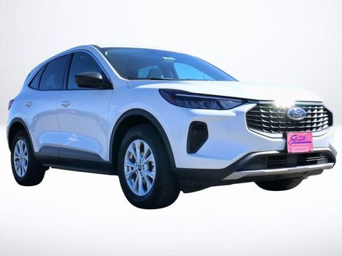 Used 2023 Ford Escape Active image 6