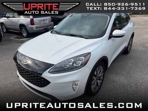 Used 2021 Ford Escape Titanium w/ Class II Trailer Tow Package FWD image 1