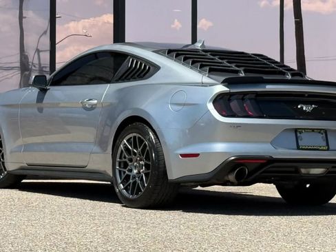 Used 2021 Ford Mustang Coupe RWD image 7