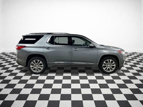 Certified 2020 Chevrolet Traverse Premier w/ LPO, Floor Liner Package AWD/4WD image 2