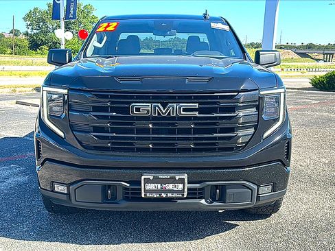 Used 2022 GMC Sierra 1500 Elevation w/ LPO, Elevation Black Package RWD image 11
