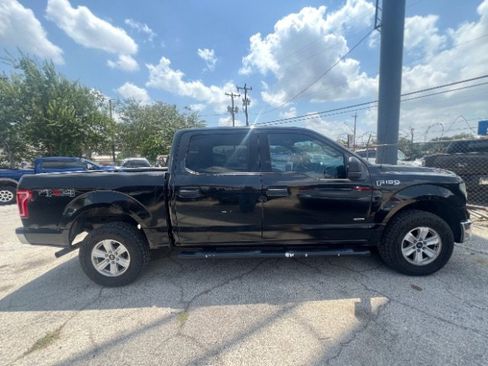 Used 2015 Ford F150 XLT AWD/4WD image 4