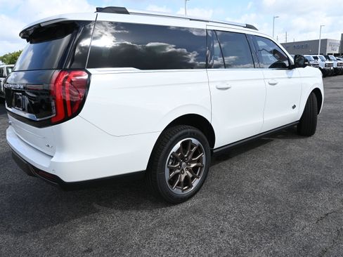 New 2027 Ford Expedition Max King Ranch AWD/4WD image 3