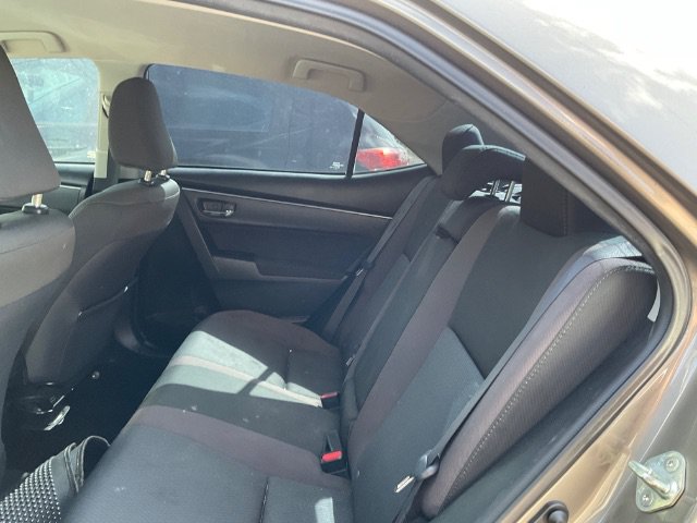 Used 2017 Toyota Corolla LE FWD image 8