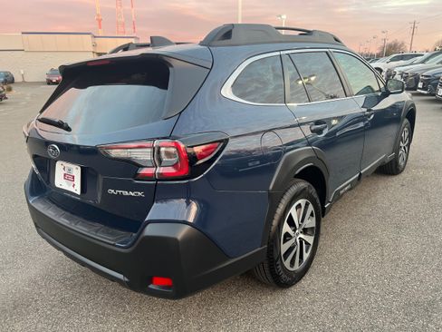 Certified 2025 Subaru Outback Premium w/ Popular Package #1A image 7