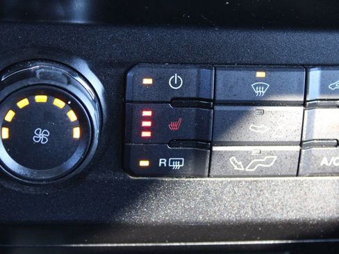 Used 2020 Ford F150 XLT w/ Equipment Group 302A Luxury image 39